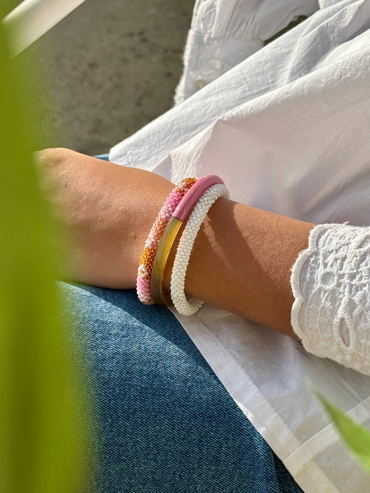 MAISON KIZO Bracciale Nepali bianco opaco