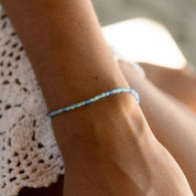 Pineapple Island Braccialetto con perline Nusa Dainty, Surf Jewelry di Koh Surf: Arcobaleno