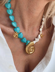 Goupi Lab Collana conchiglia dorata e pietre semipreziose con pendente a nautilus o palma: Bianco sporco / Grande conchiglia dorata