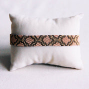 Bazou Braccialetto intrecciato con motivo a serpente - marrone/beige
