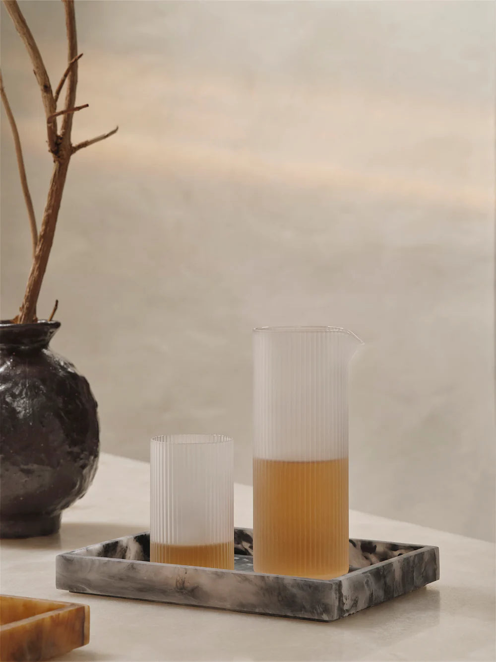 FERM LIVING Vassoio 15 x 20 Carbone