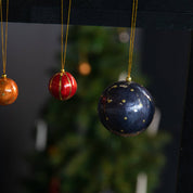 Kinta Palla di Natale con cappuccio, pois e dettagli dorati, 6 cm: Bianco