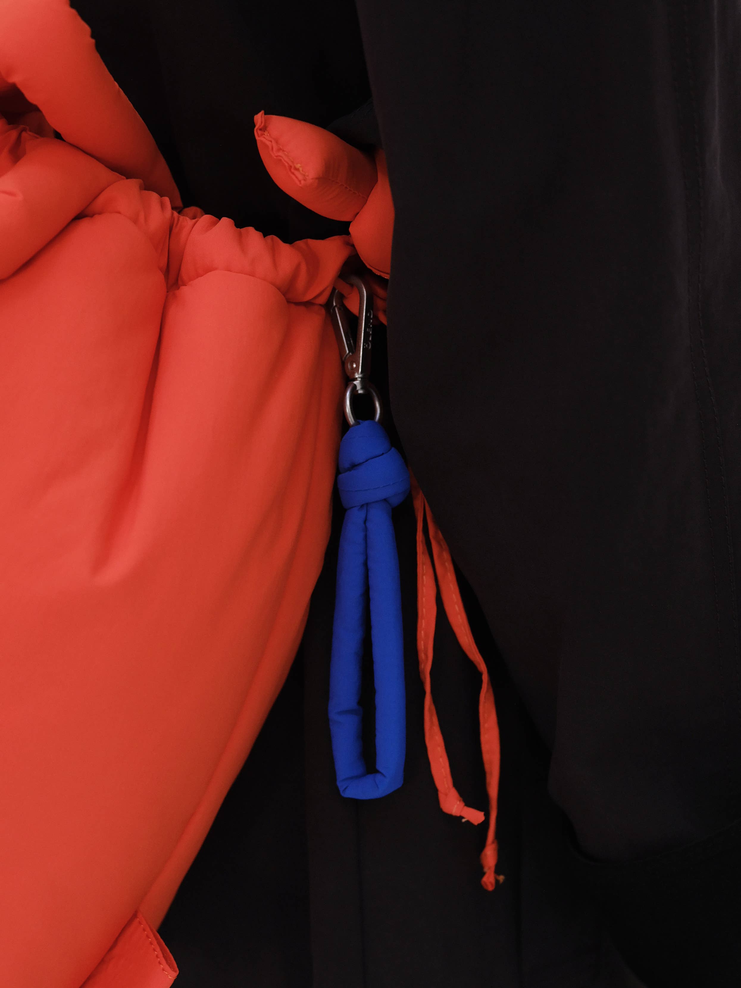 Ölend Backpacks Portachiavi Puffy: Blu Cobalto