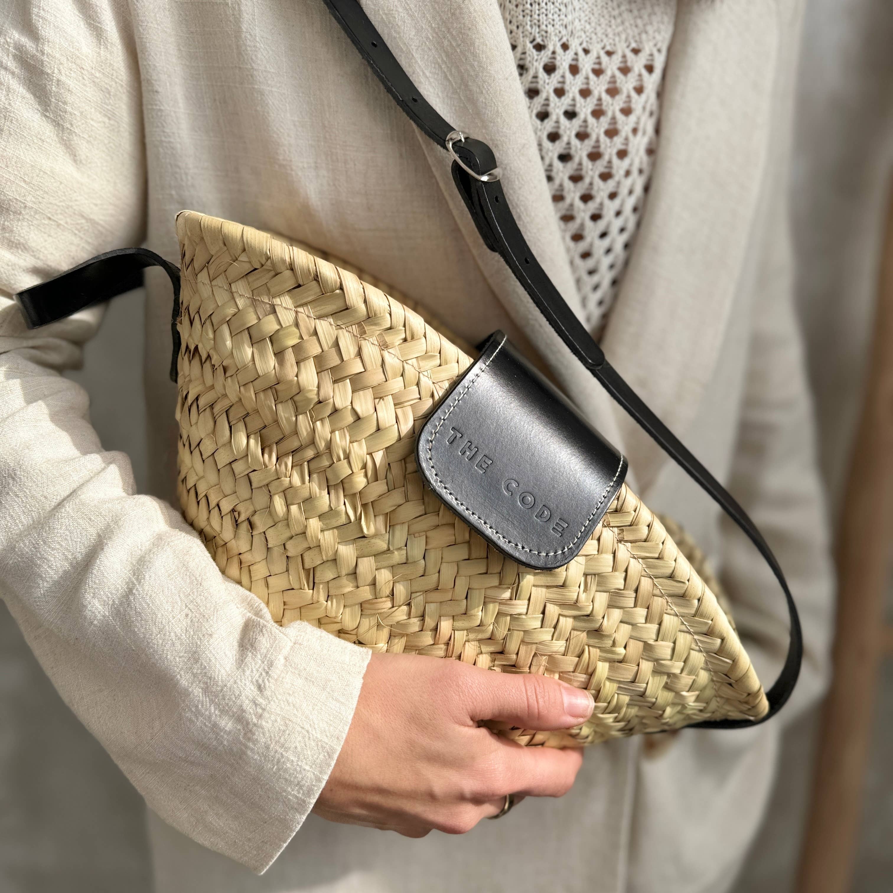 The Code BORSA A TRACOLLA URBANA NERA