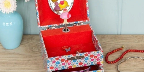30224-tilde-jewellery-music-box_lifestyle_jpg.webp