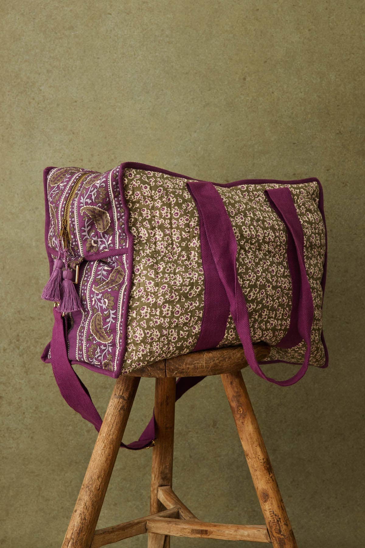 Louise Misha Borsa da viaggio Lilio 36 ore - fiori - kaki e viola: Sogni di Fresia Kaki / VOI