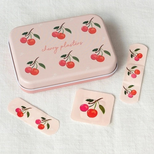 31556-childrens-plasters-in-a-tin-30-pcs-little-cherry_lifestyle_jpg.webp
