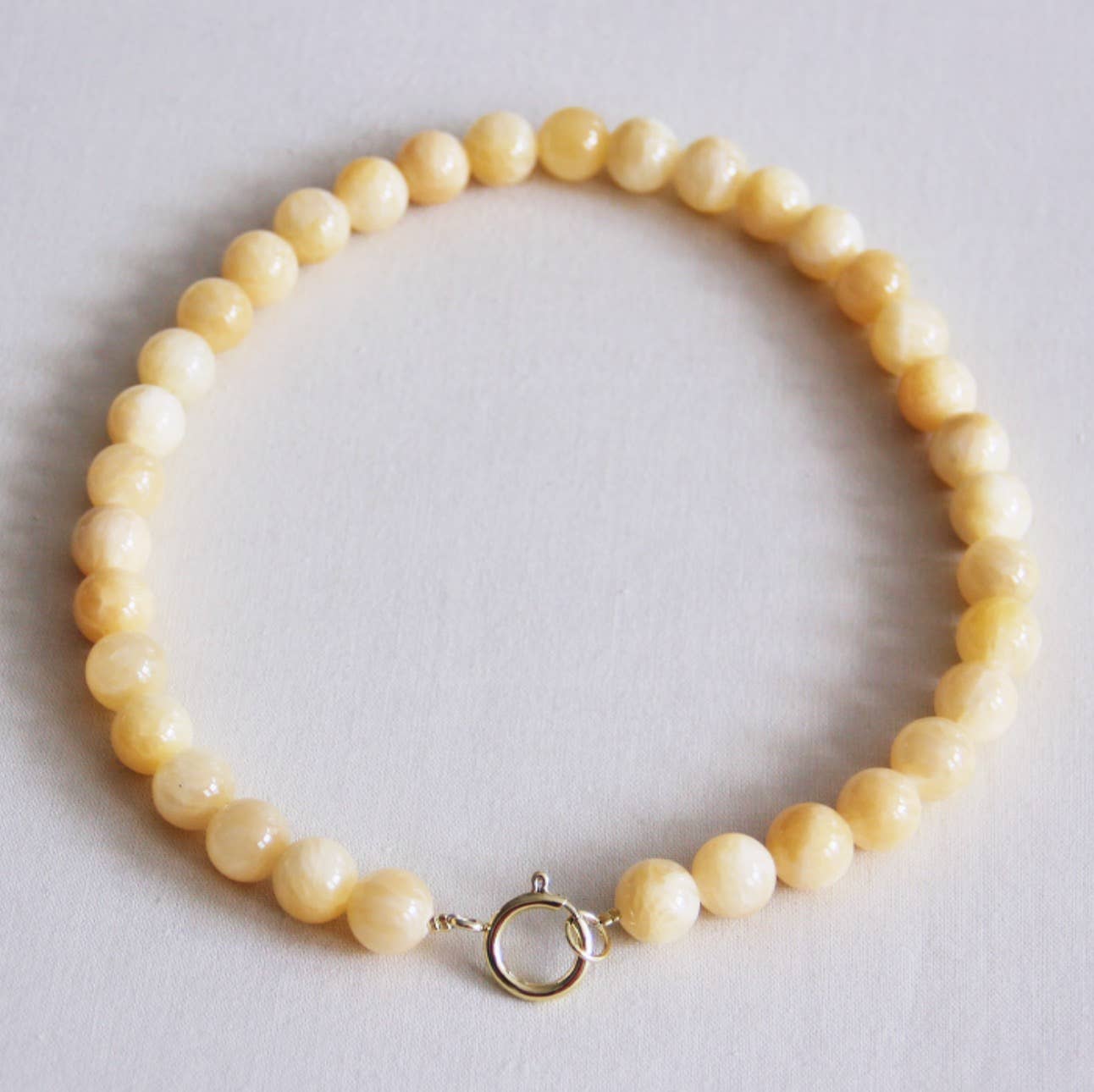 Bazou Collana con perline in pietra naturale XL - giallo burro