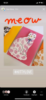 Kitty Kenda Papergoods Biglietto di auguri a forma di gattino seduto - Bianco e nero: Nero/Bianco
