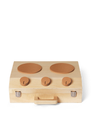 FERM LIVING Cucina Giocattolo in legno - Toro Suitcase Kitchen