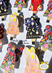 Kitty Kenda Papergoods Biglietto di Auguri Donna Farfalla Seduta - Fiori di Mezzanotte