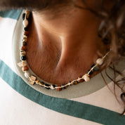 Pineapple Island Collana girocollo con perline di semi Nixie: Naturale