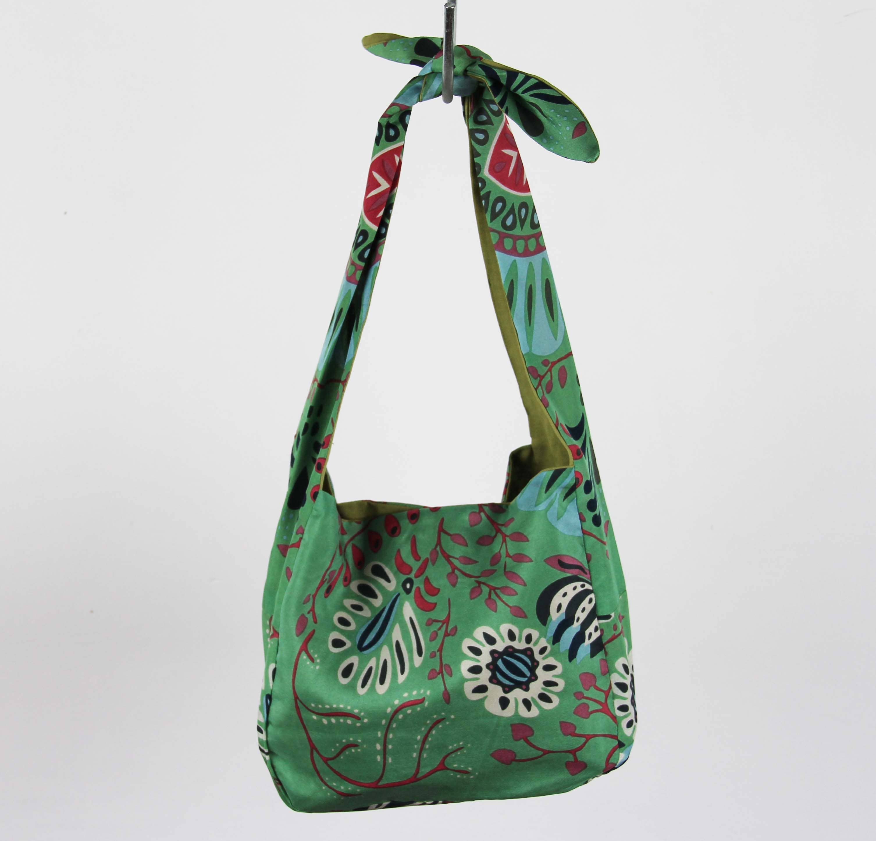 Les Belles Vagabondes Borsa Bobby in Seta Marushka Verde