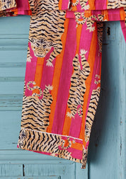 Namaste Pigiama a righe con stampa tigre