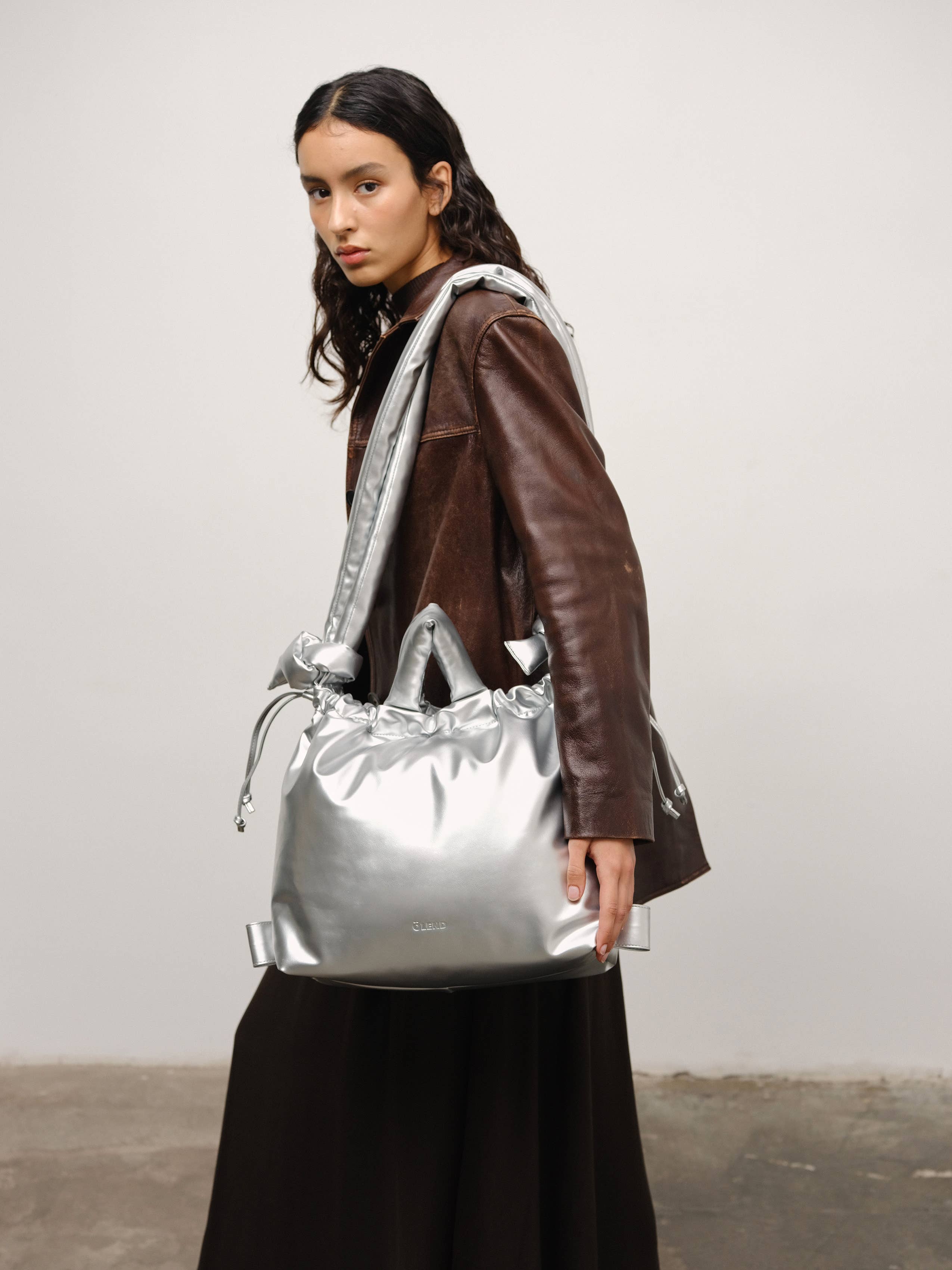 Ölend Backpacks Pelle vegana Ona: Rosso ciliegia