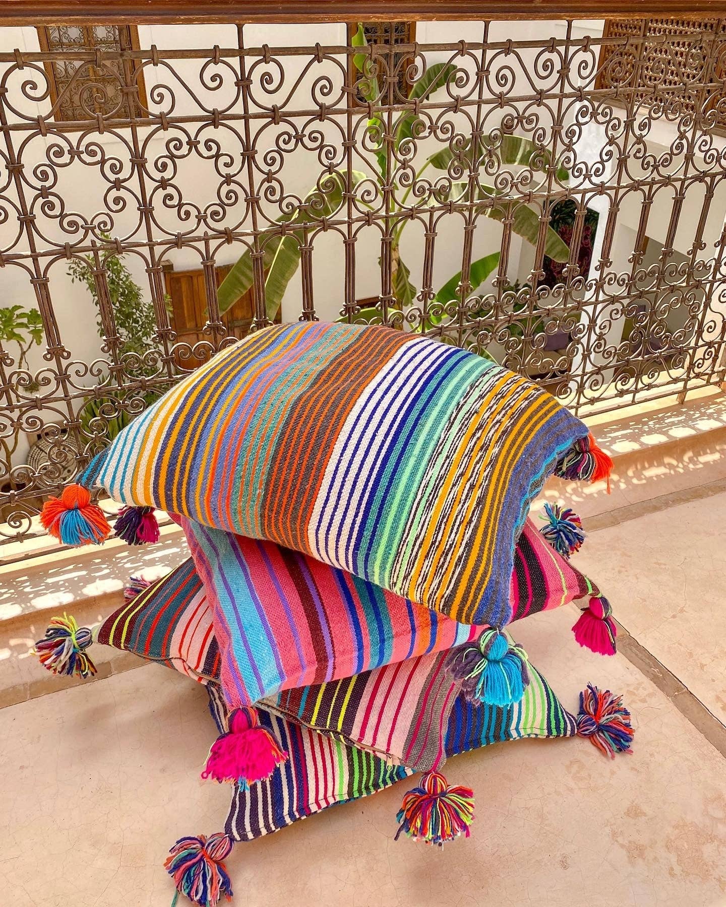 SOUK in the CITY Cuscini MOUIRA Multi Stripe & Pompom - 50/50