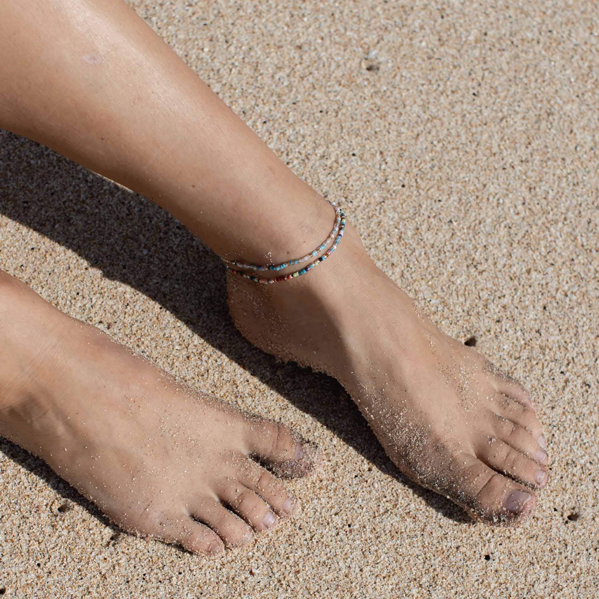 Pineapple Island Cavigliera con perline Alila Dainty: Arancia