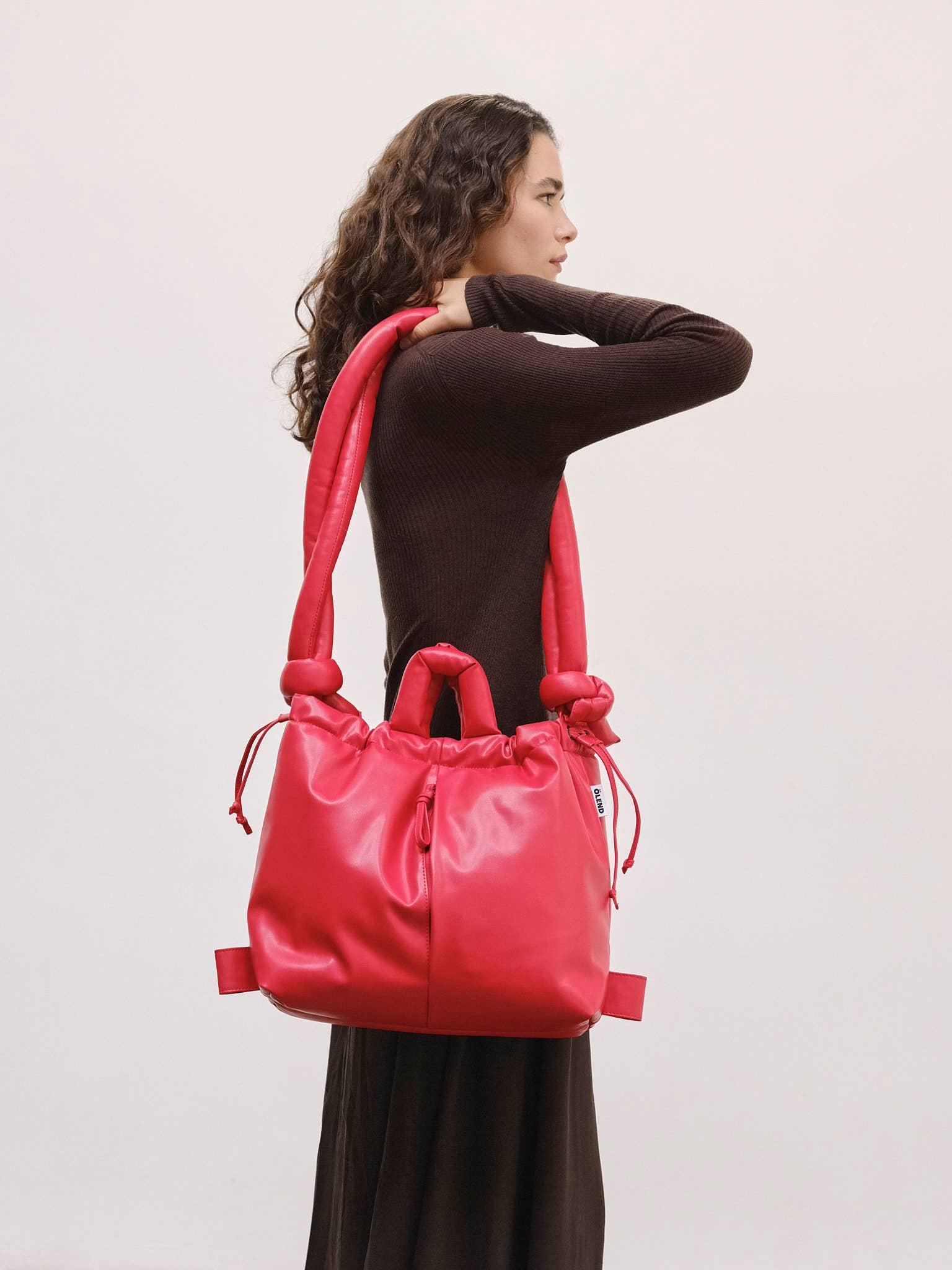 Ölend Backpacks Pelle vegana Ona: Rosso ciliegia