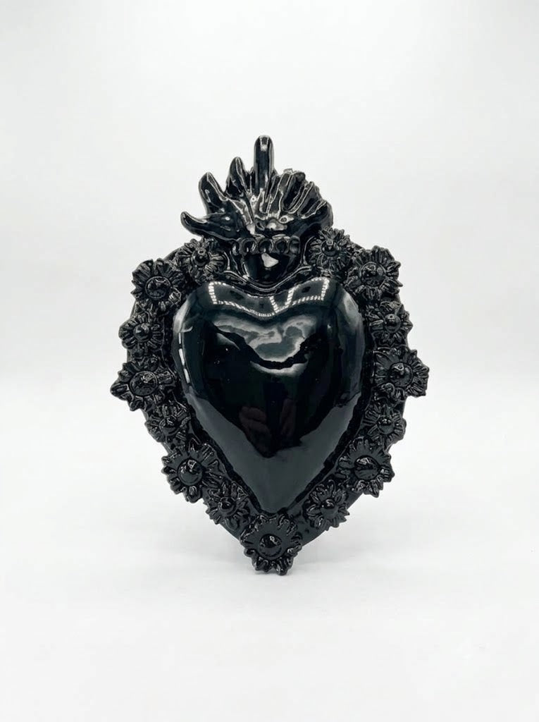 ceramiche frata cuore nero fiori