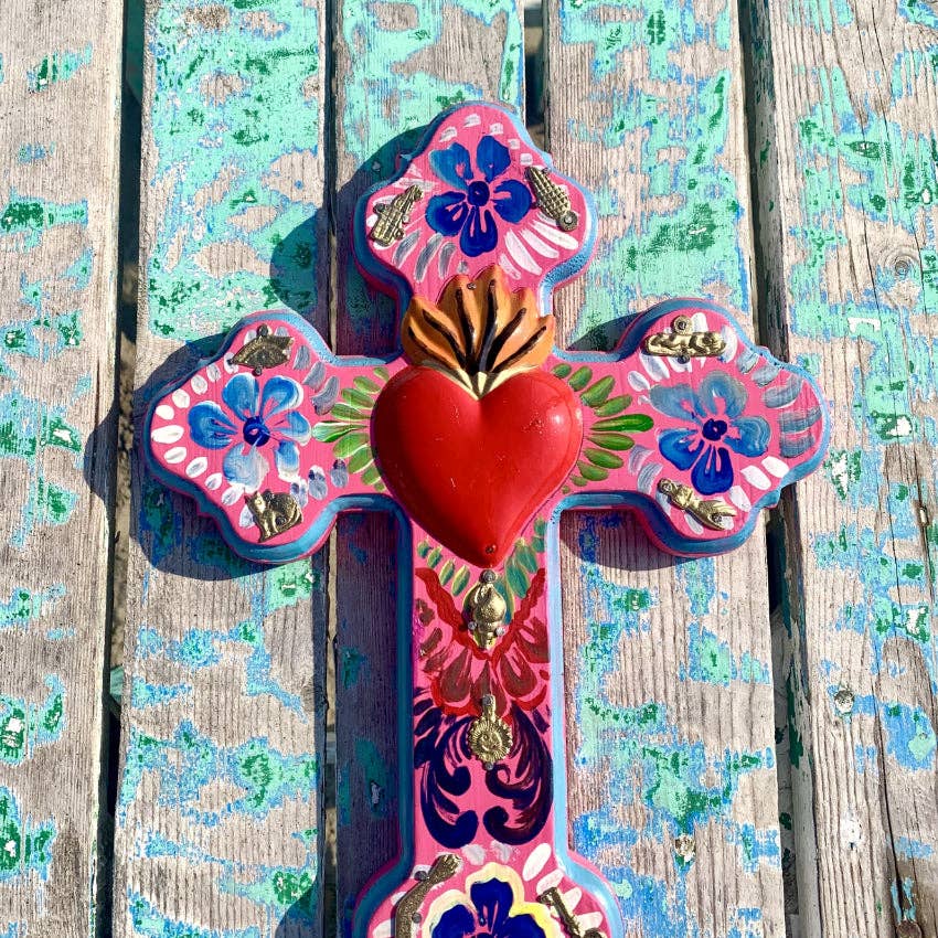 PINK PAMPAS Croce Folk Ex Voto messicana artigianale in Legno con Cuore