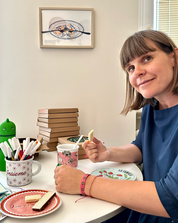 ilaria.i LA FAMIGLIA - Piatto in porcellana con scritta