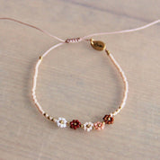 Bazou Bracciale Miyuki con 5 mini margherite - mix nude