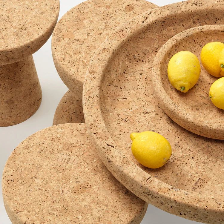 Vitra-Cork-Bowls-Large-Small-cork-family-Copia.webp