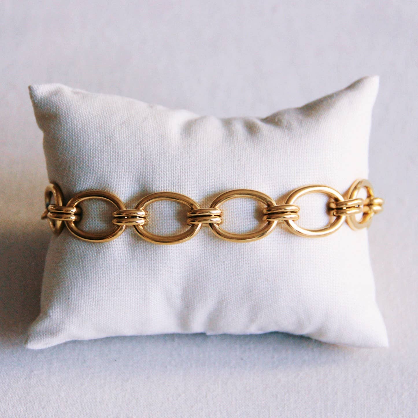 Bazou Bracciale ovale collegato