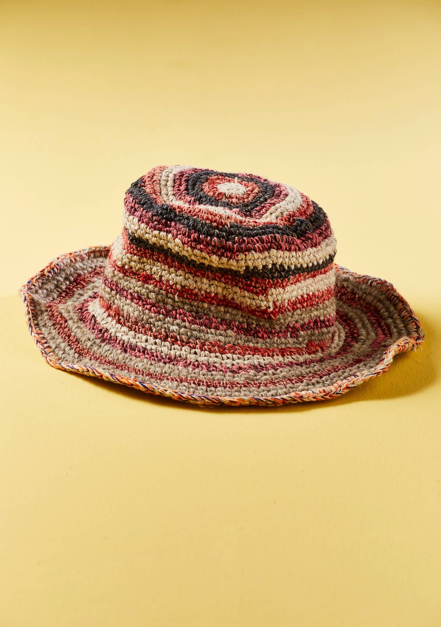 Namaste Cappello in canapa a righe