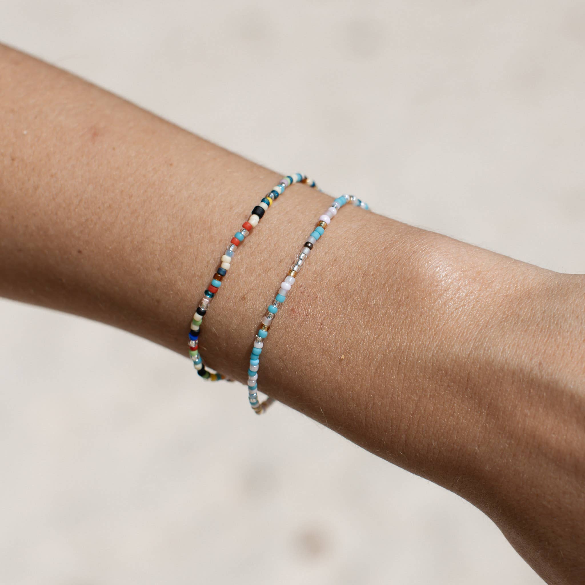 Pineapple Island Bracciale con perline Alila Dainty: Giallo