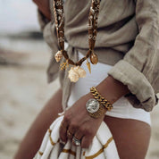 Goupi Lab Sciarpa Bandana Marrone Collana con Conchiglie e Ciondolo a Forma di Conchiglia