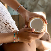 Pineapple Island Braccialetto con perline Nusa Dainty, Surf Jewelry di Koh Surf: Arcobaleno