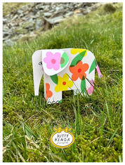 Kitty Kenda Papergoods Biglietto ecologico di lusso con elefante floreale, formato A6 : Arcobaleno