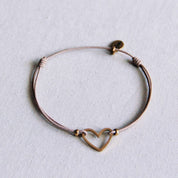 Bazou Bracciale elastico con cuore aperto - taupe/oro