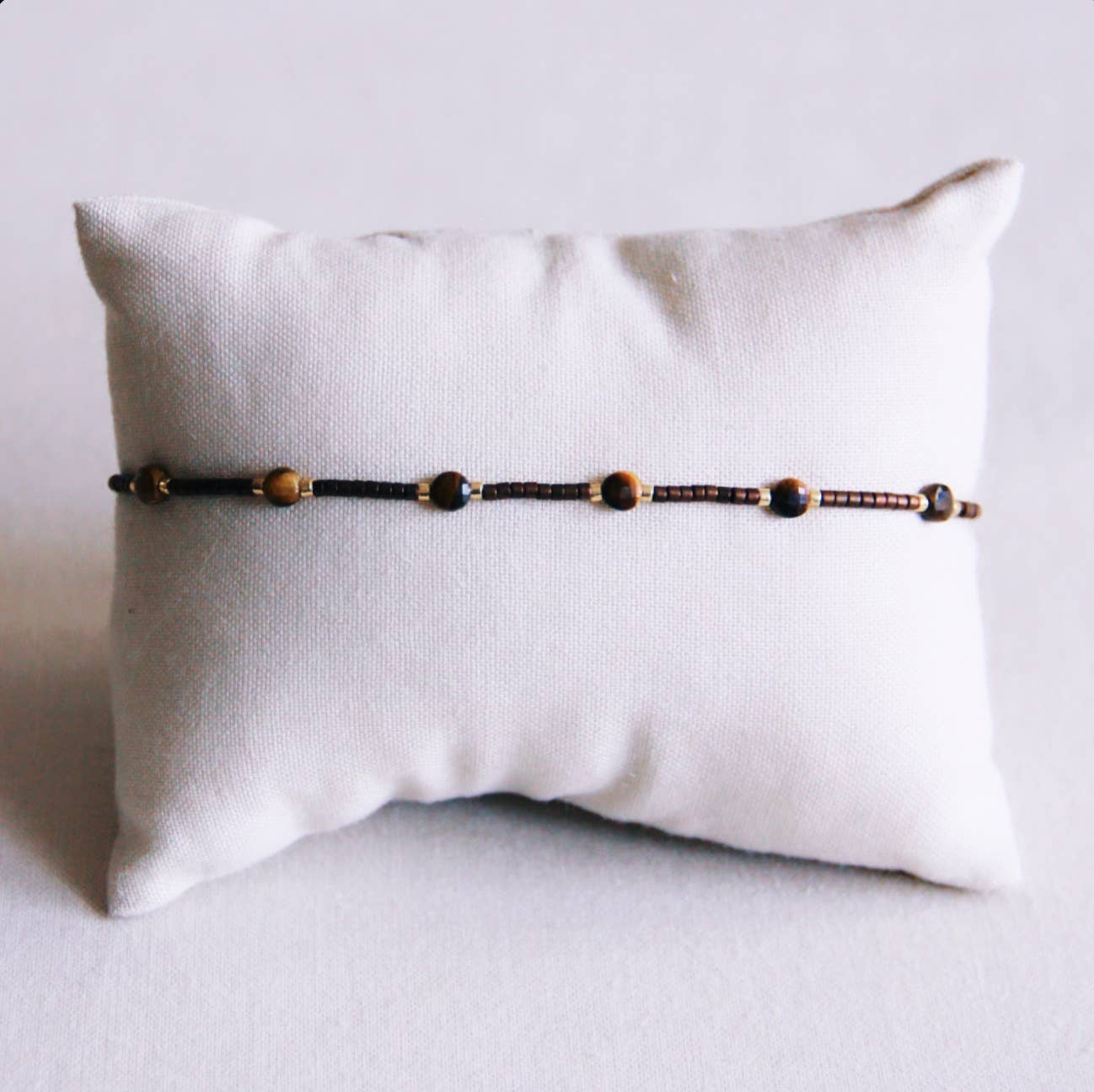 Bazou Bracciale con pietre preziose e Miyuki – marrone
