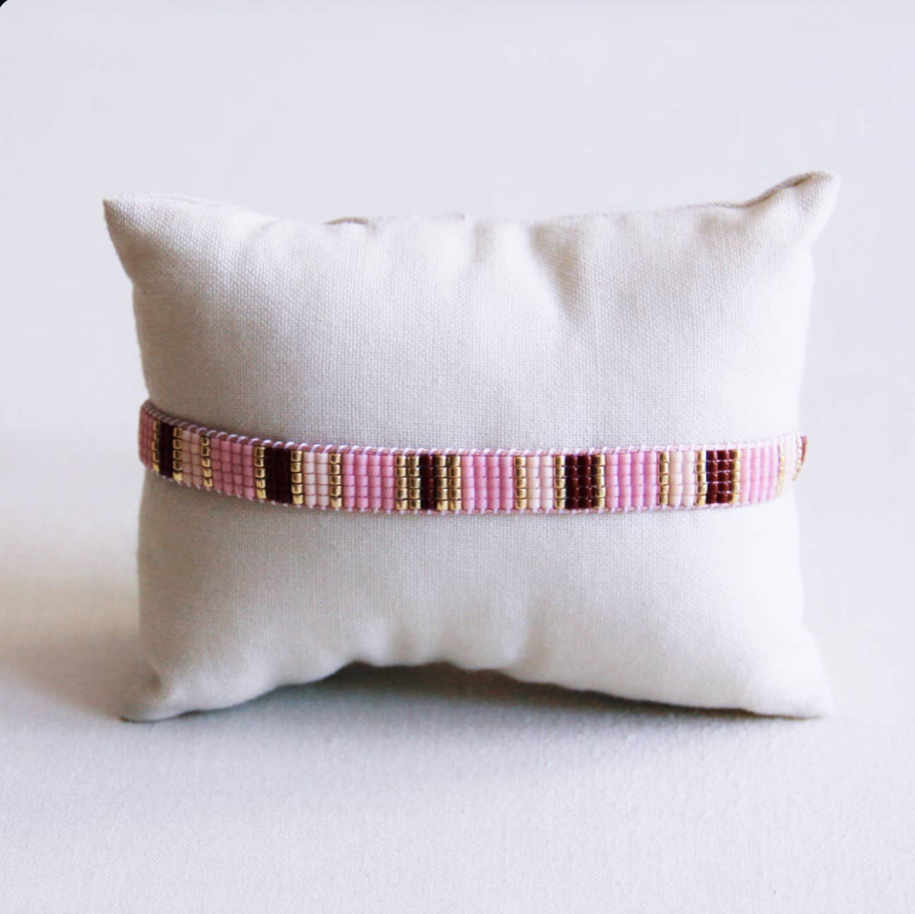 Bazou Braccialetto intrecciato a righe - nudo/rosa/marrone