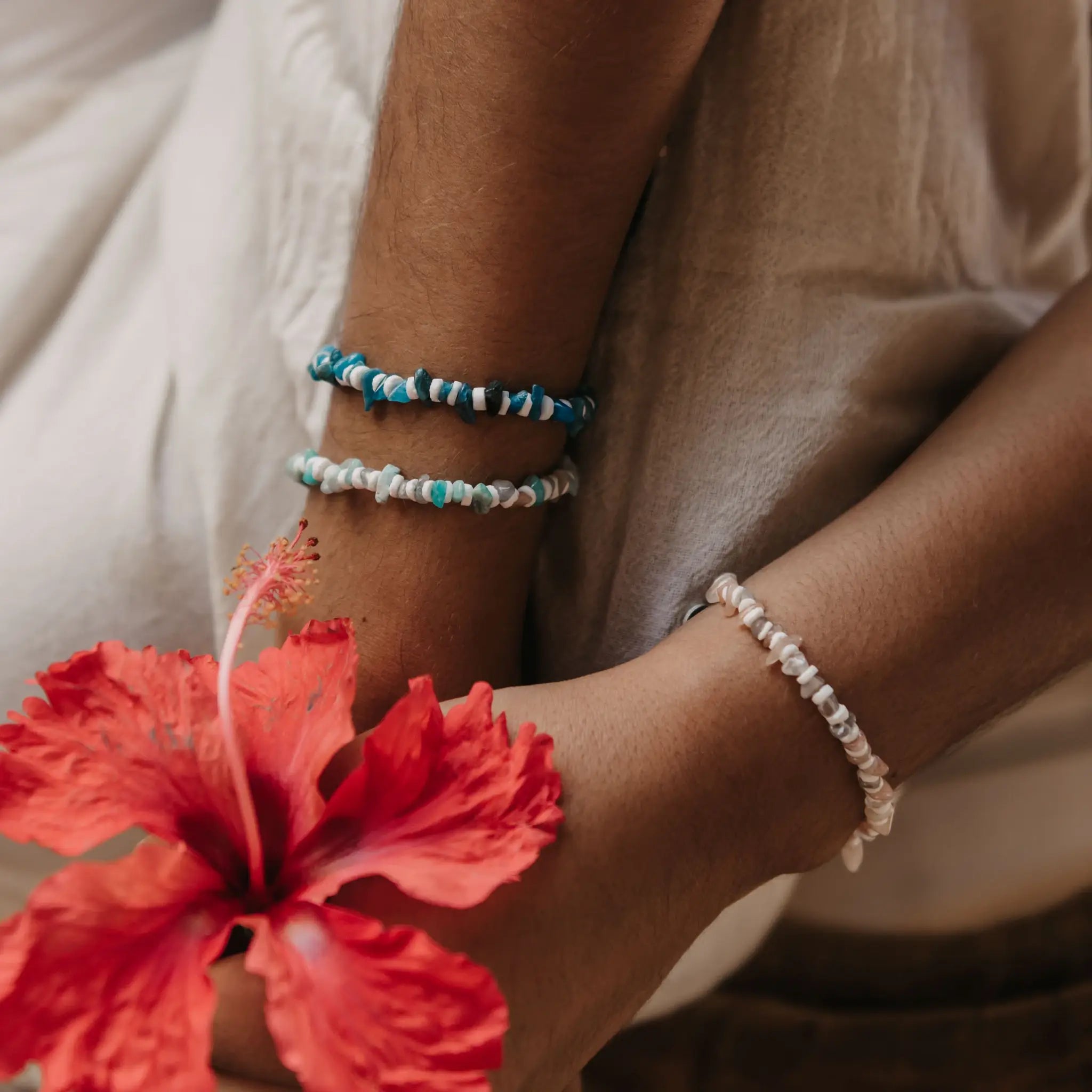 Pineapple Island Bracciale con Perline di Pietra Dune: Toni naturali