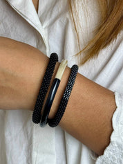 Bracciale in corno di bufalo nero laccato: C20-M