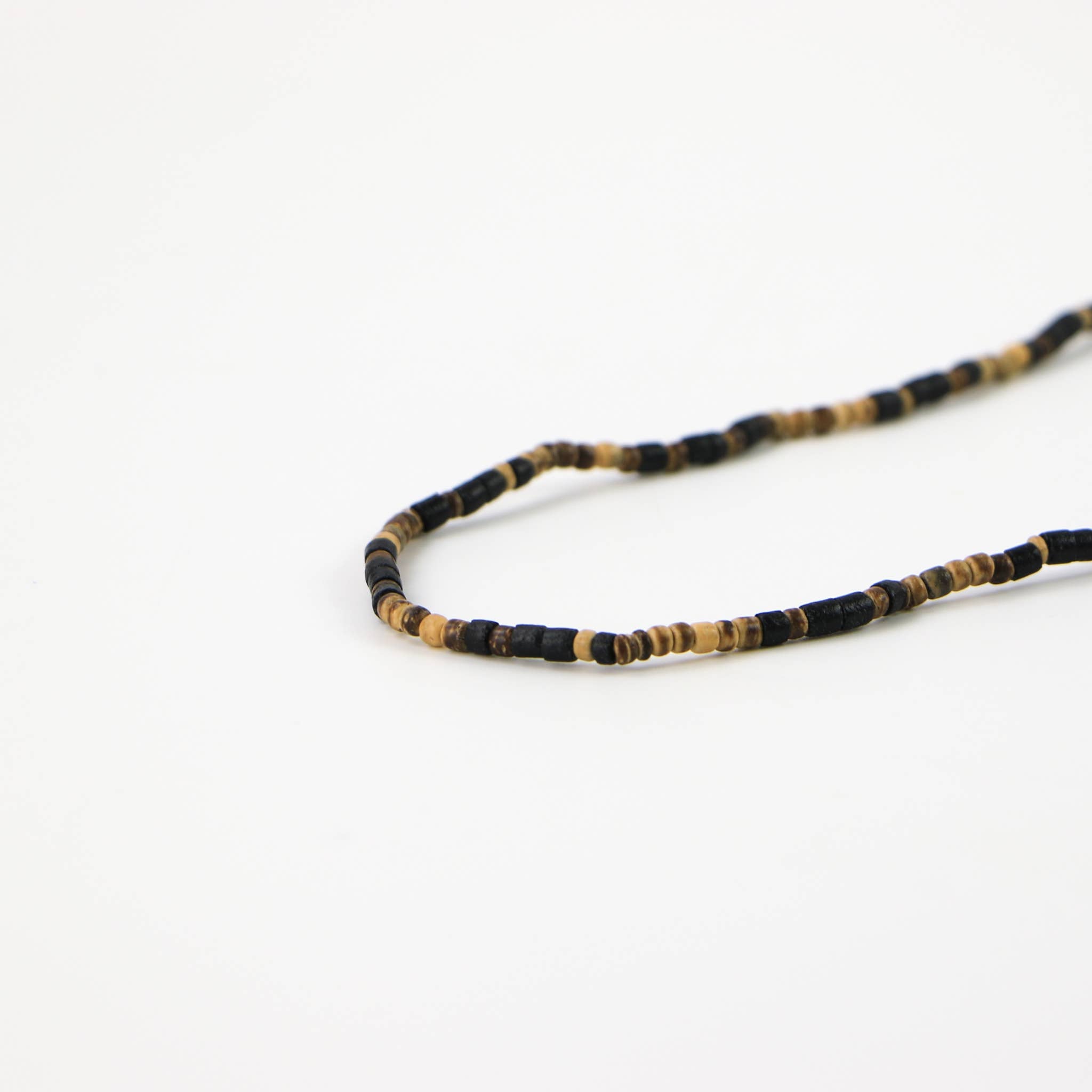 Pineapple Island Collana Fukui Point, collana Surfer di Koh Surf: Rosso & Blu
