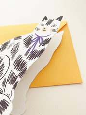 Kitty Kenda Papergoods Biglietto di auguri a forma di gattino seduto - Bianco e nero: Nero/Bianco