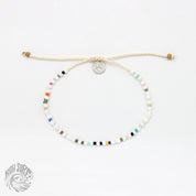 Pineapple Island Cavigliera Waikiki Beach con perline, cavigliera da surfista di Koh Surf: Bianco e multi