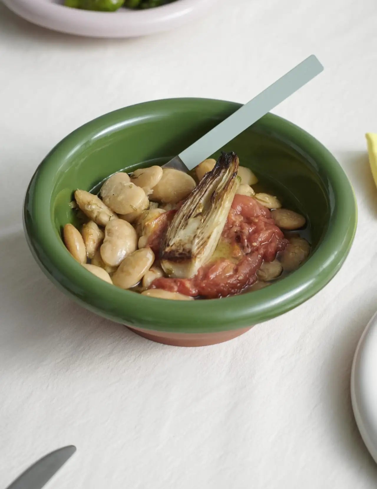 hay-barro-salad-bowl-small-green-43253_1920x1920_dd8ab895-3234-4753-ad73-ec1462175686.webp