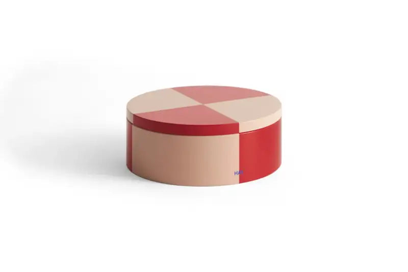 hay-tin-container-round-red-and-soft-pink-57646_800x800_6fced704-5362-411c-8f17-2d8ef5c89b85.webp